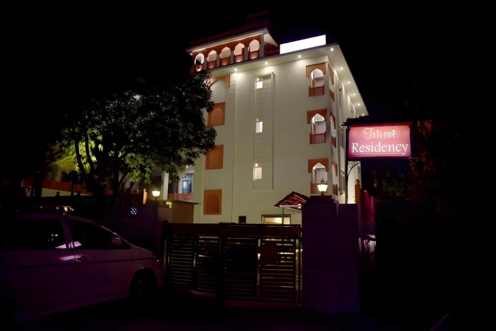 hotel triveni residency