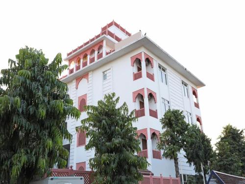 hotel triveni residency