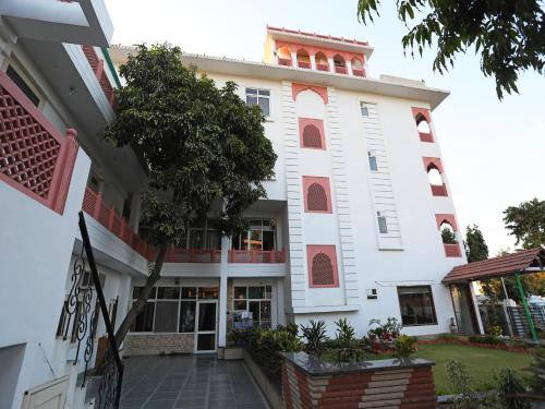 hotel triveni residency