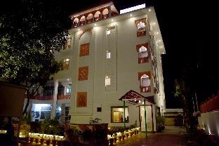 hotel triveni residency