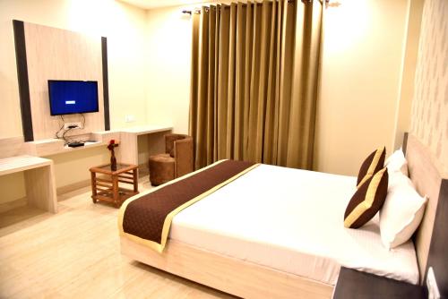 hotel triveni residency