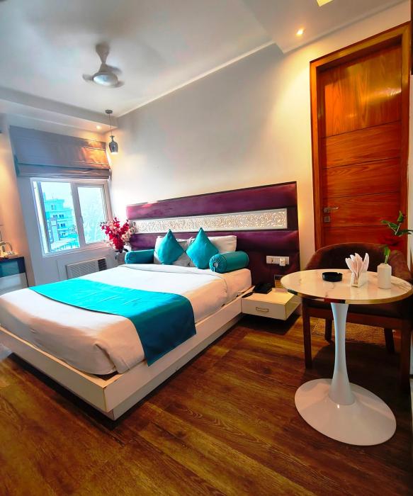 the gurveer royal