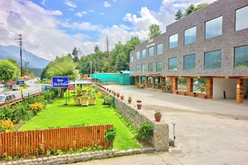 span inn and suites by alivaa hotel manali