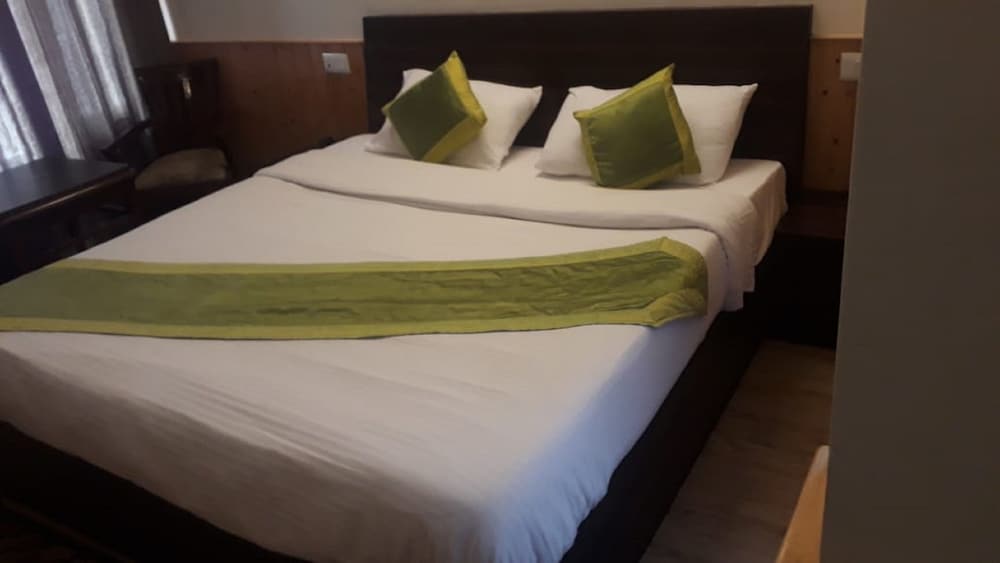 seven hills hotel