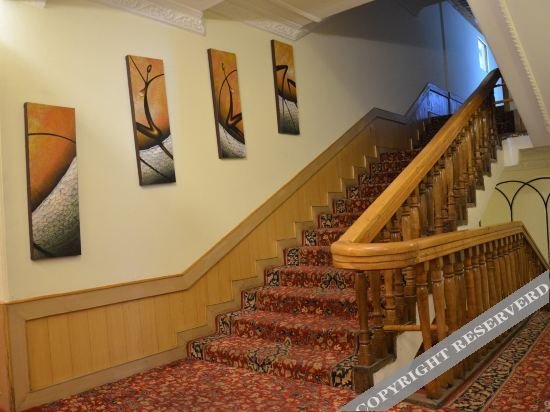 Hotel Hilltop,Near Main Gulmarg Market,4 star