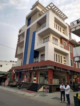 hotel reyansh