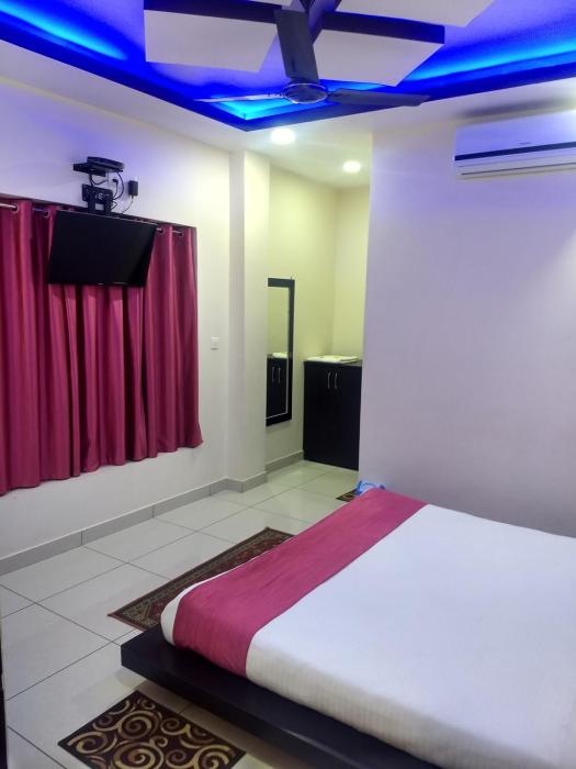 hotel reyansh