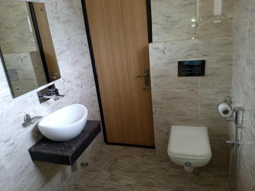 hotel reyansh