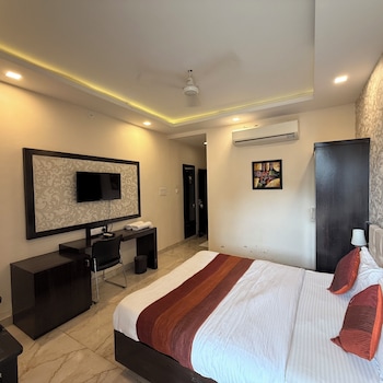 hotel khatana palace