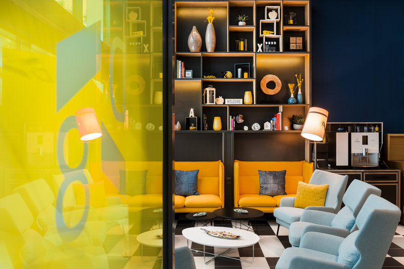 d8 hotel