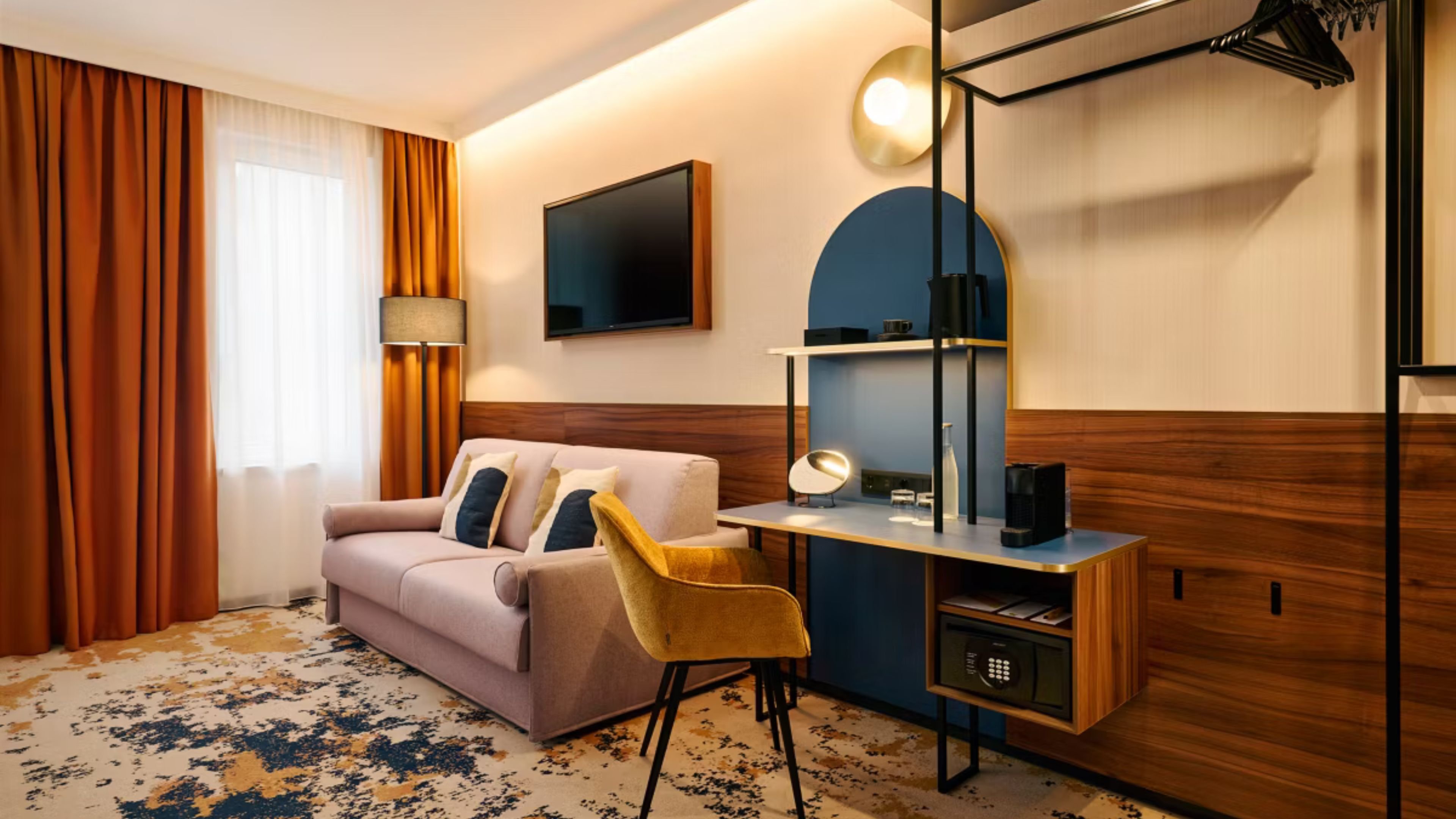 d8 hotel