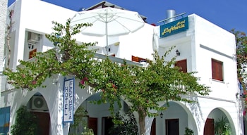 paros