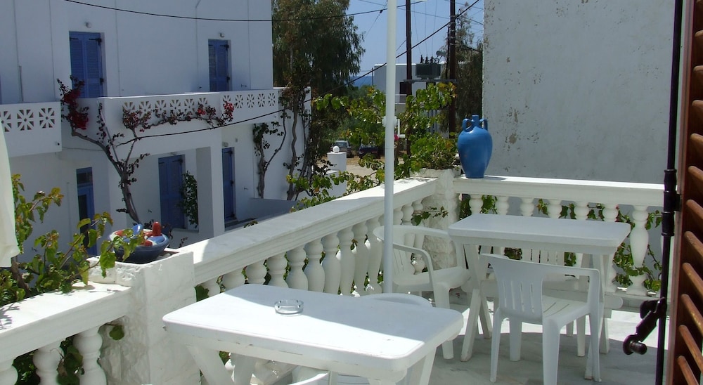 paros
