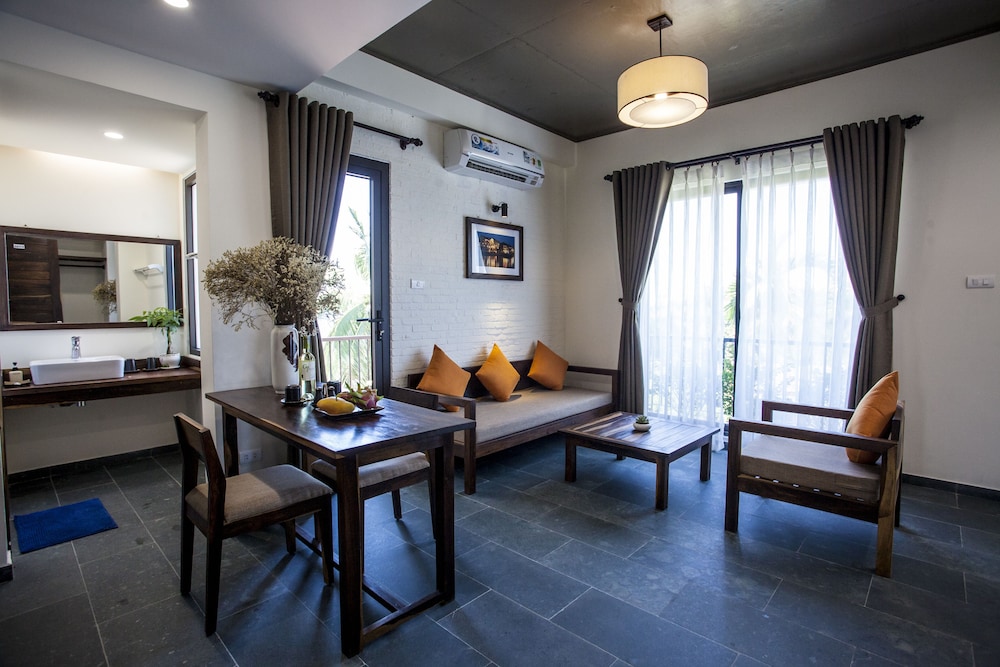 hoi an silk river villa