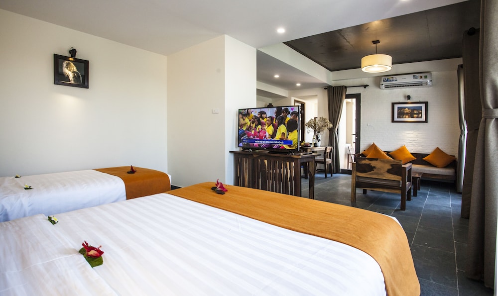 hoi an silk river villa
