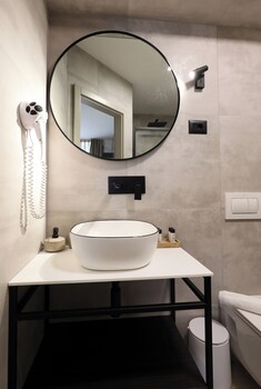 bandb arena prestige rooms
