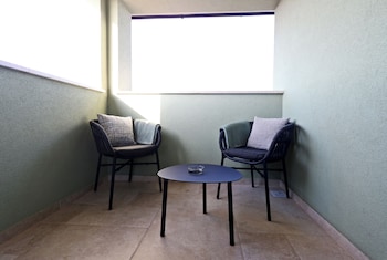 bandb arena prestige rooms