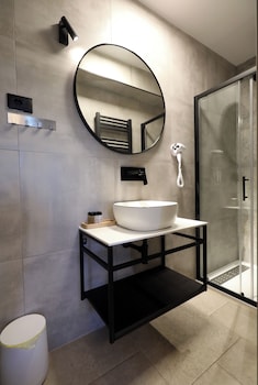 bandb arena prestige rooms