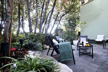 bandb arena prestige rooms