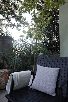 bandb arena prestige rooms