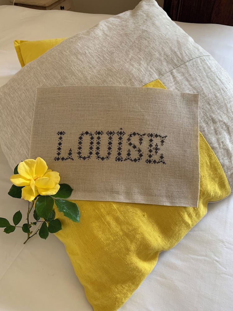 lhote antique maison dhote