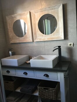 la maison des eaux claires