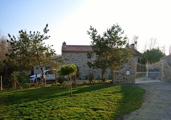 adilly