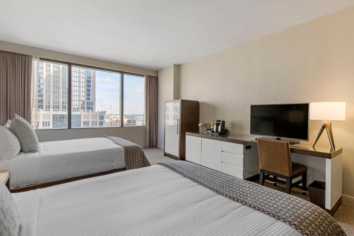 omni charlotte hotel