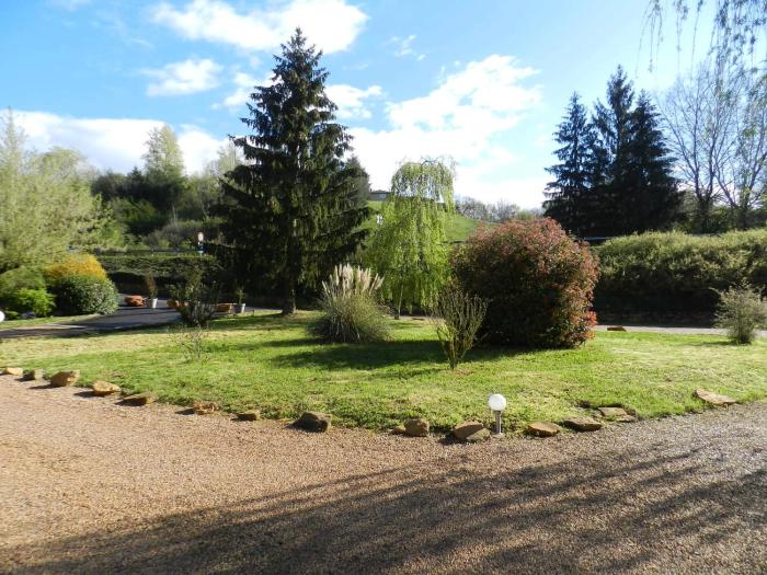 domaine des pierres dorees