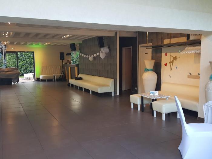 domaine des pierres dorees