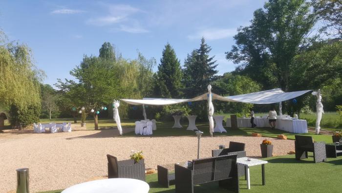 domaine des pierres dorees