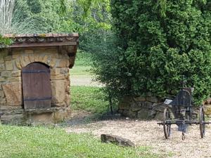 domaine des pierres dorees