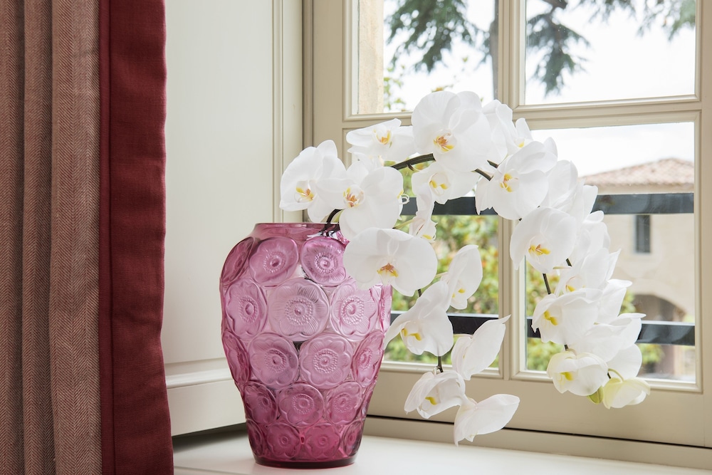 chateau lafaurie peyraguey by lalique