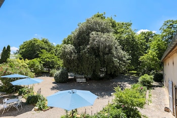 residence du chateau de begue