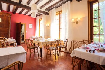 residence du chateau de begue