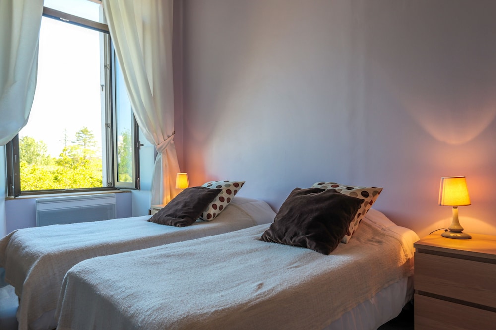 residence du chateau de begue