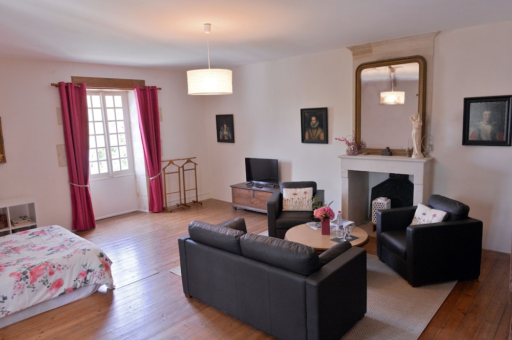 le prieure saint barthelemy