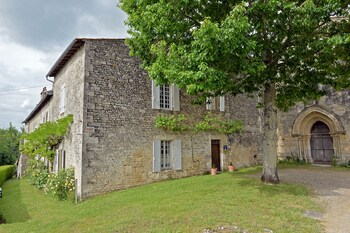le prieure saint barthelemy