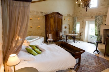 chateau latour segur suites and spa
