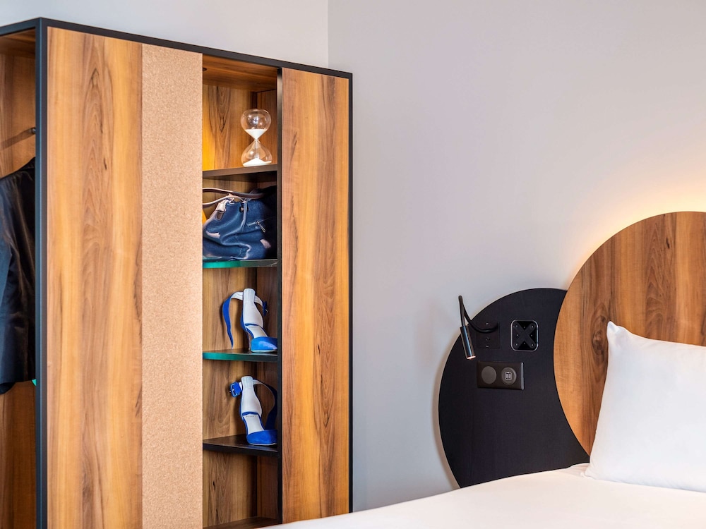 ibis styles paris meteor avenue ditalie