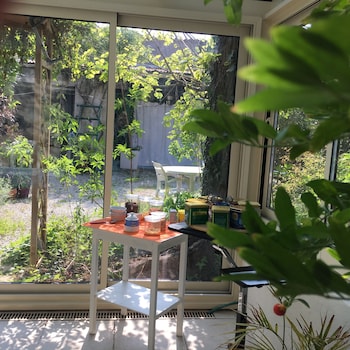 Chambre D'hôtes Les Lauriers Roses,Marennes-Hiers-Brouage>>Charente-Maritime,0 star