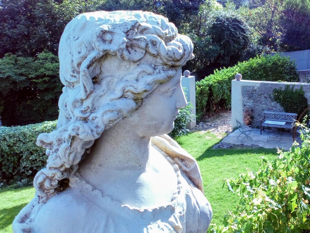 maison jaffran suite en ville