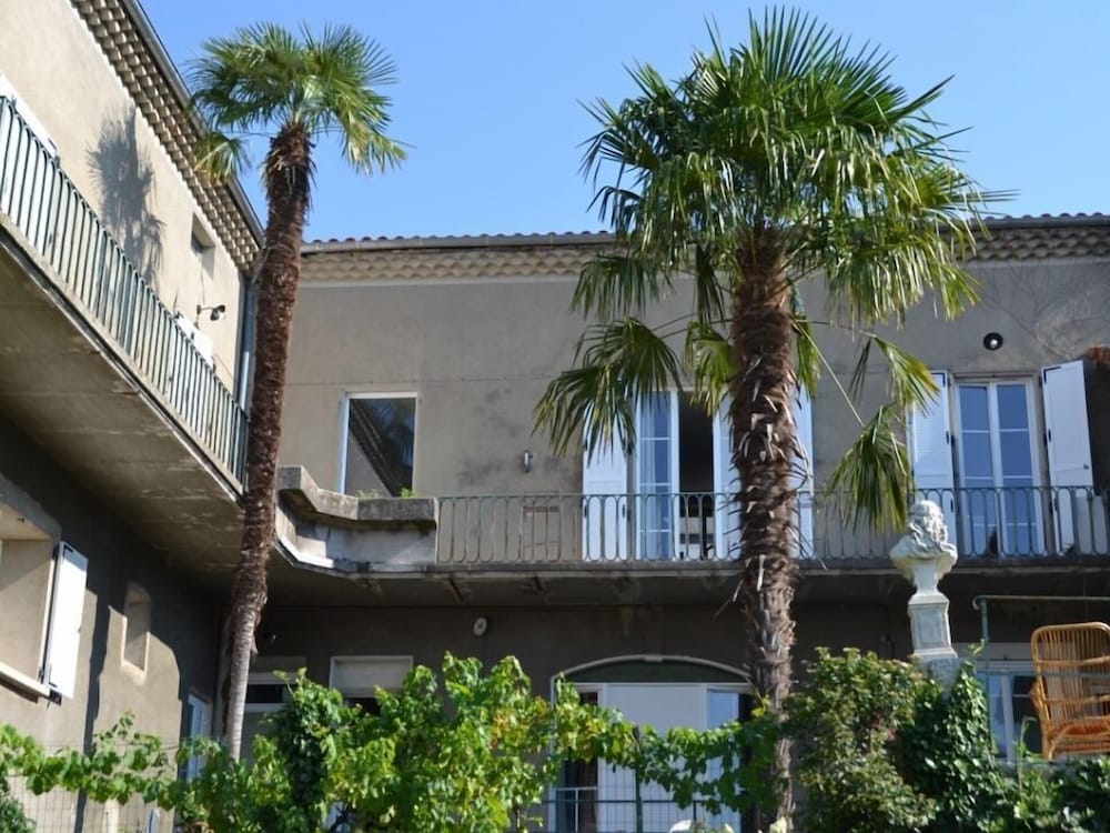 maison jaffran suite en ville