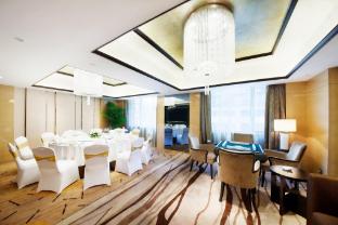 holiday inn chengdu oriental plaza by ihg