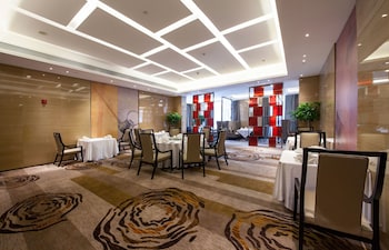 Holiday Inn Chengdu Oriental Plaza By Ihg,Jinjiang>>Chengdu,4 star