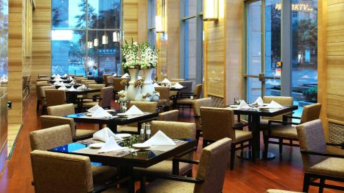 holiday inn chengdu oriental plaza by ihg