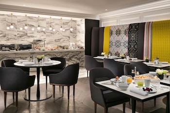la clef champs elysees paris by the crest collection