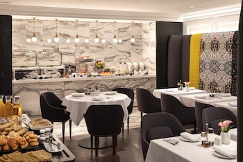 la clef champs elysees paris by the crest collection
