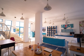 lagoonie lodge and beach