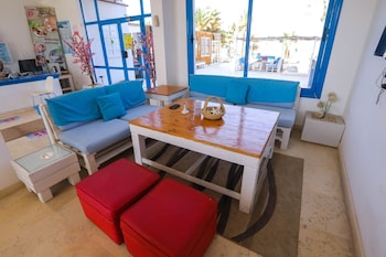 lagoonie lodge and beach